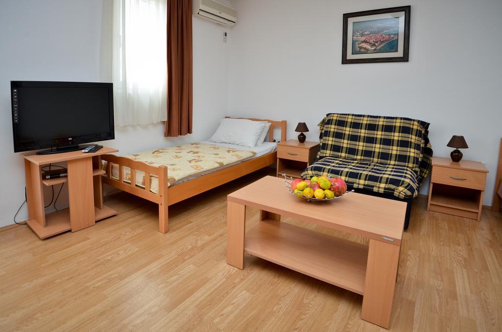 Apartmani Alexandra ブドヴァ 部屋 写真