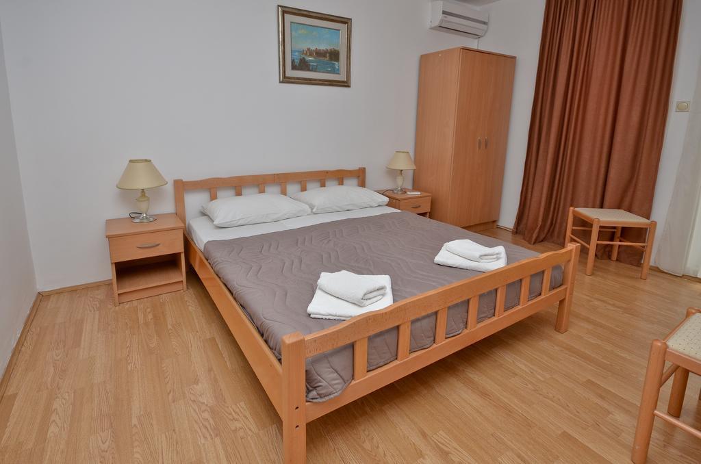 Apartmani Alexandra ブドヴァ 部屋 写真