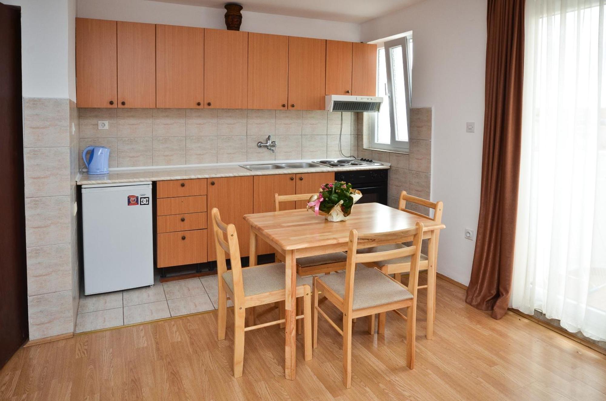 Apartmani Alexandra ブドヴァ 部屋 写真
